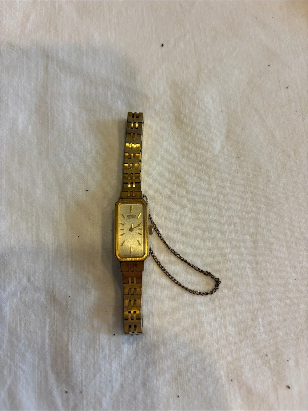 Ladies Dainty Seiko Gold Tone Ladies Rectangular Bracelet Watch